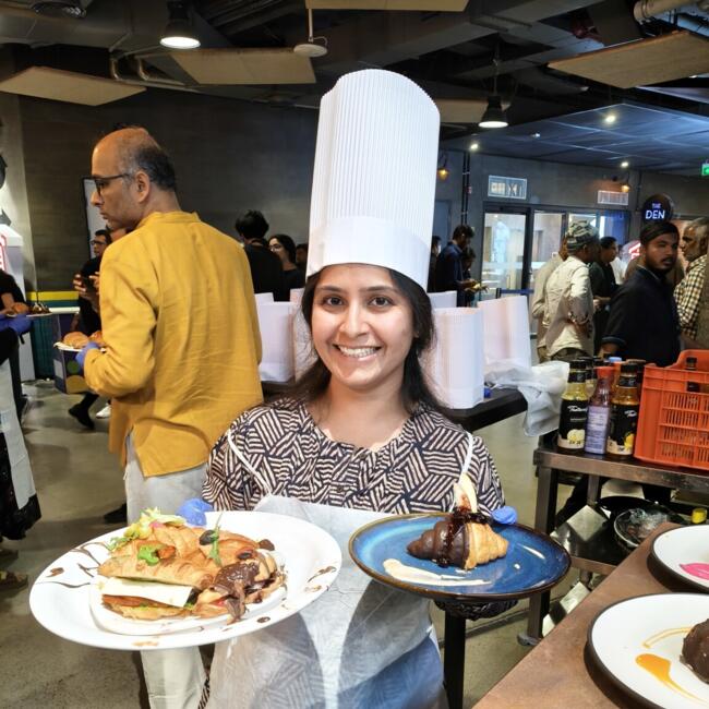 हैदराबाद में बेबीसिटिंग की नौकरी: Srishti