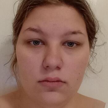 Babysitter in Bishop Auckland: Kacey