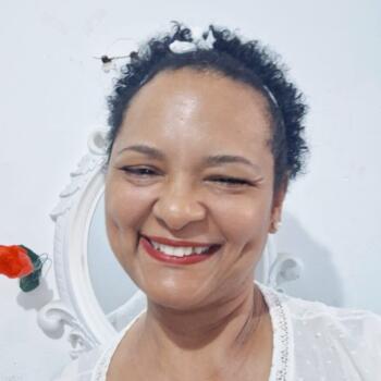 Babysitter in Embu das Artes: Rosana