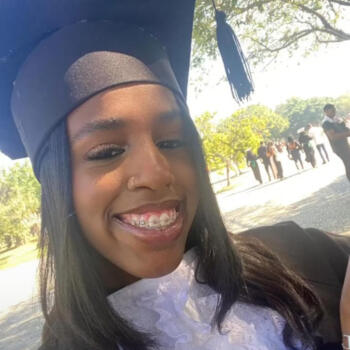 Babysitter in Mesquita: Vitória