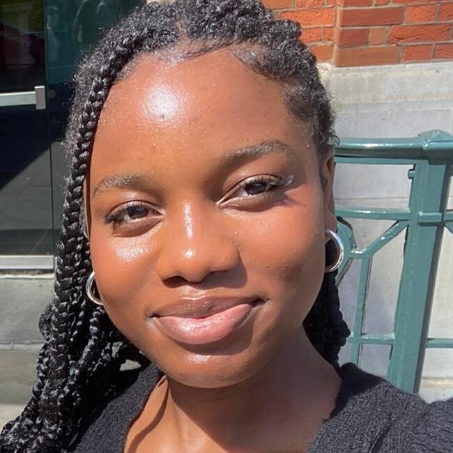 Babysitter in Bromley: Adedoyin