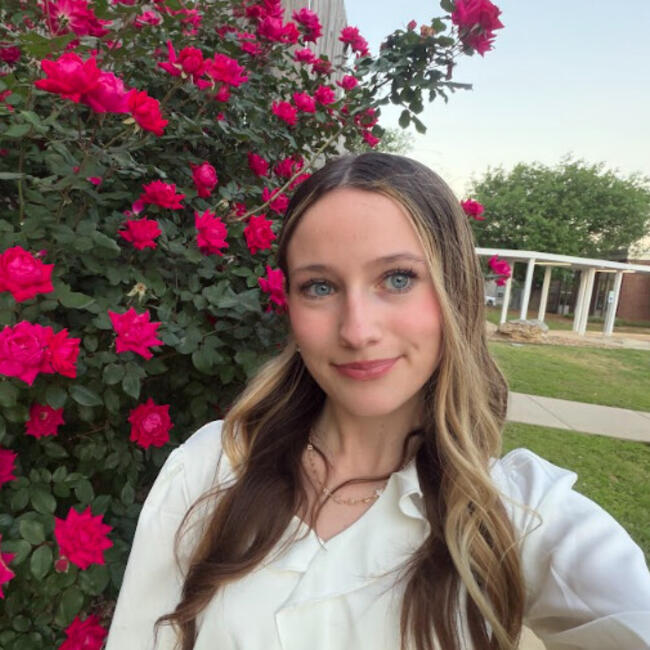Babysitter in Georgetown (Texas): Lila