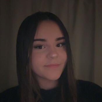 Babysitter in Saverdun: Lea