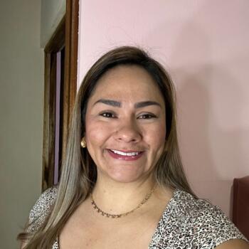 Babysitter Alajuela: Carol Marcela