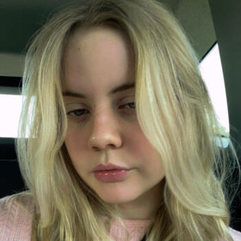 Barnvakt i Hovmantorp: Lowa