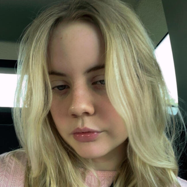 Barnvakt i Hovmantorp: Lowa