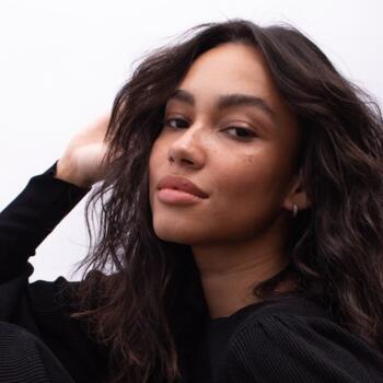 Babysitting job in Estoril: babysitting job Jhulliana