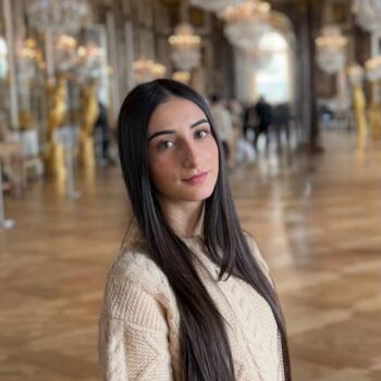 Babysitter in Milan: Irene