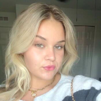 Babysitter in Palm Bay: Alyssa