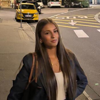 Babysitter in Saulxures-lès-Nancy: Camilia