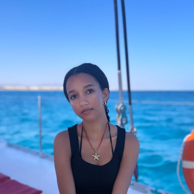 Babysitter in Paris: Ayana