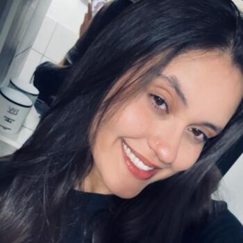 Babysitter Blumenau: Nicoly