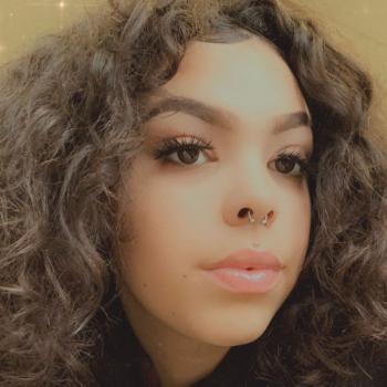 Babysitter Vancouver: Kiona