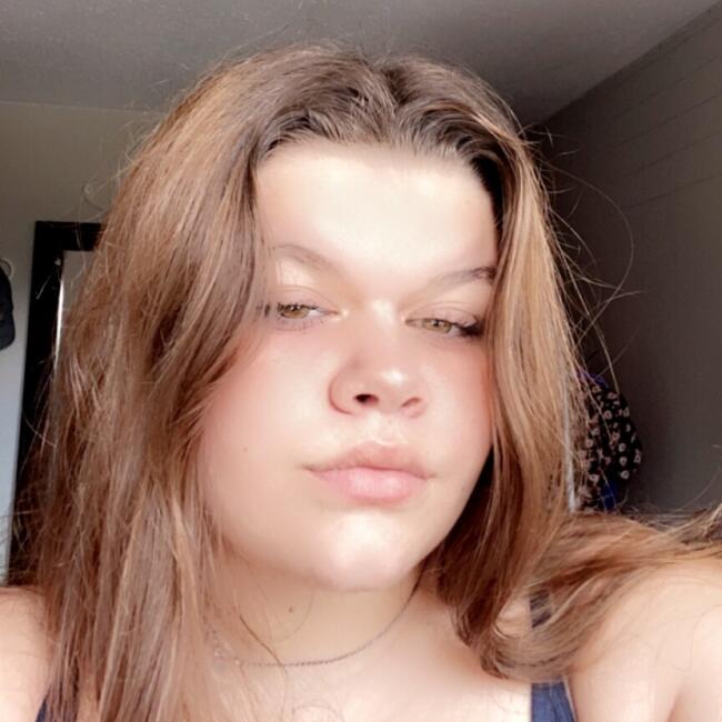 Babysitter in Nepean: Casandra