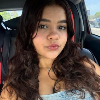 Niñera Arecibo: Laury
