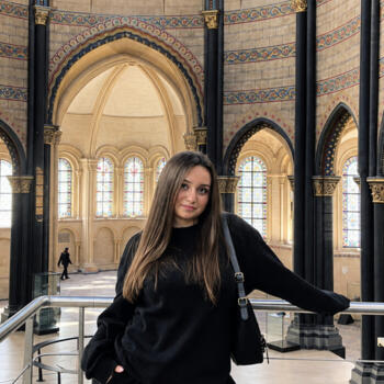 Baby-sitter Saint-Étienne-du-Vauvray: Juliette