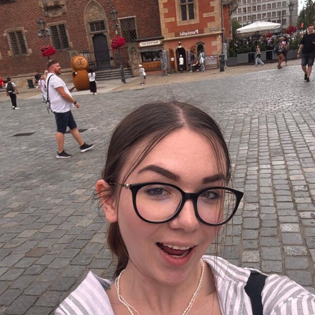 Opiekunka do dziecka w Wrocław: Julia