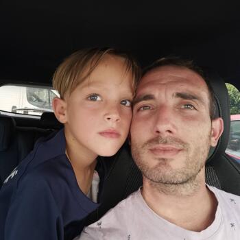 Trabajo de canguro en Zaragoza: trabajo de canguro Jonatan