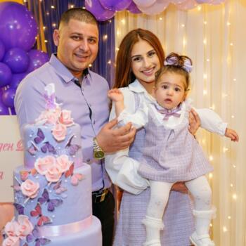 Babysitting job in Doncaster: babysitting job Odri