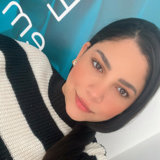 Babysitter em Faro: Leticia