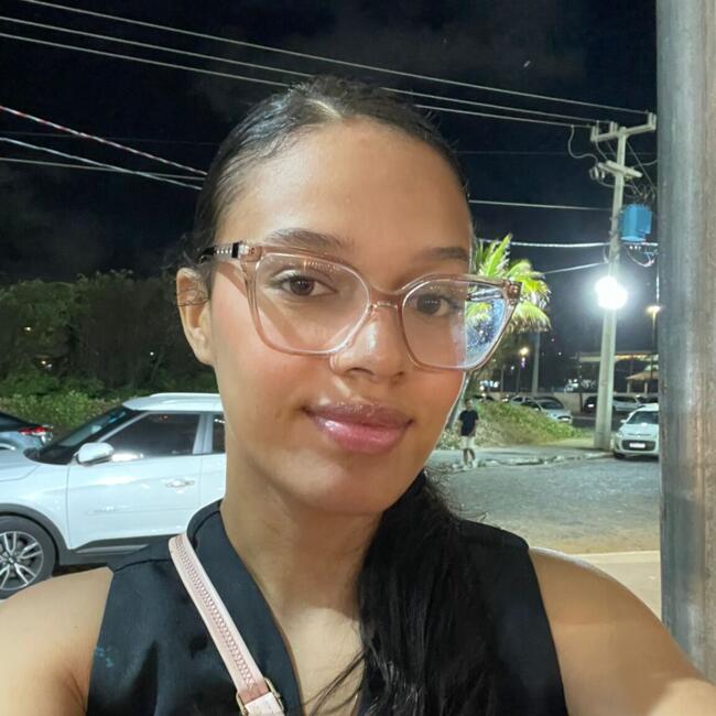 Babysitter in Aracaju: LETICIA