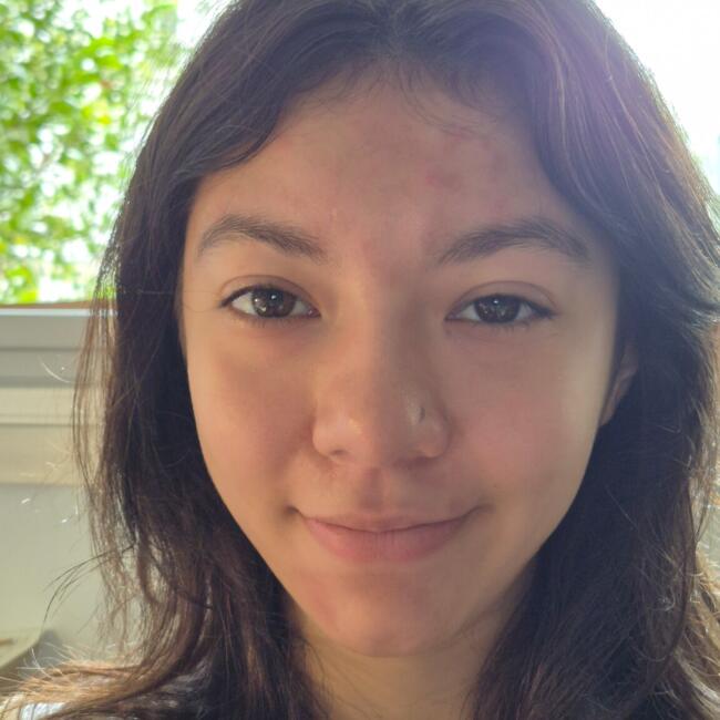Babysitter in Neuilly-sur-Seine: Claudia