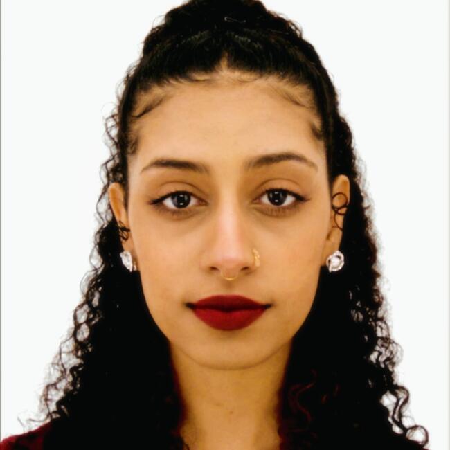 Babysitter in Coventry: Leen