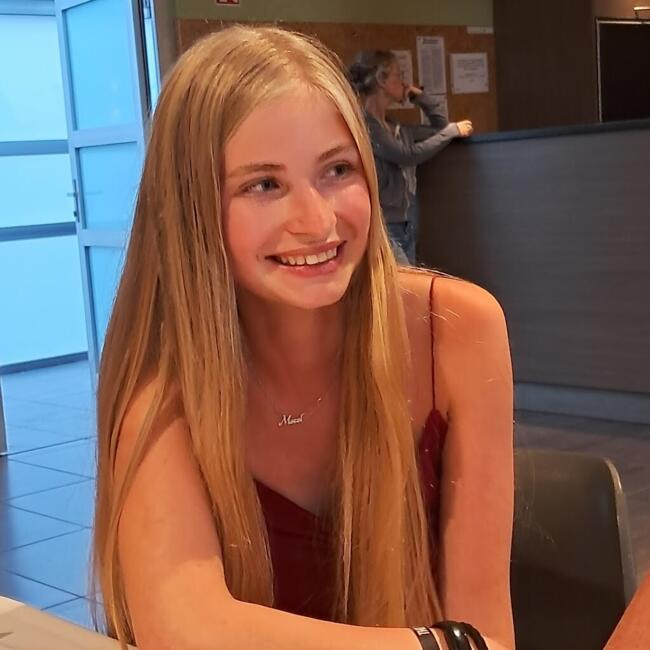 Babysitter in Bever: Merel