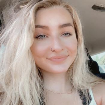 Babysitter Burbank (California): Annika