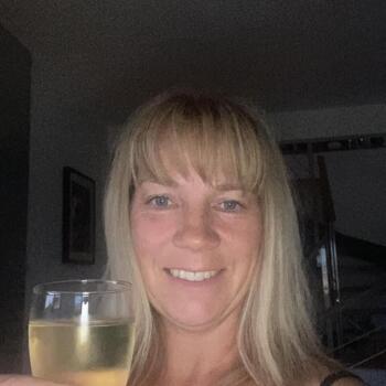 Babysitter in Krhanice: Alena