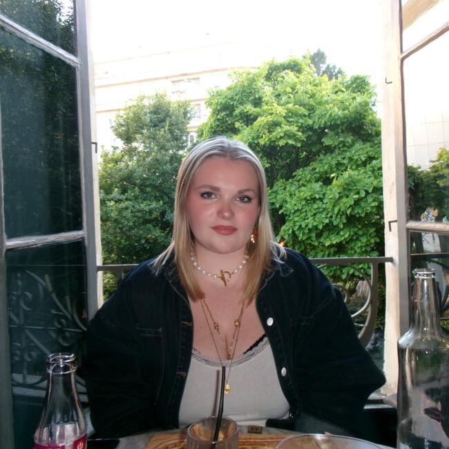 Babysitter in Laillé: Clémentine