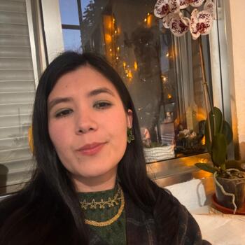 Babysitter in Seville: Sharon llozano