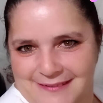 Babysitter Curitiba: Elizabete