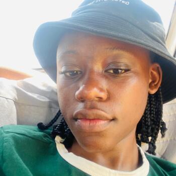 मैसूर में बेबीसिटर: Thanda