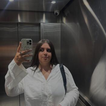 Babysitter in Montevideo: Nicole