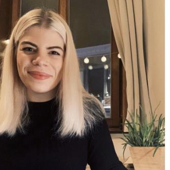 Babysitter in Löwen: Loes