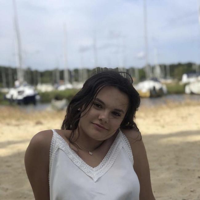 Babysitter in Pau: Elenna