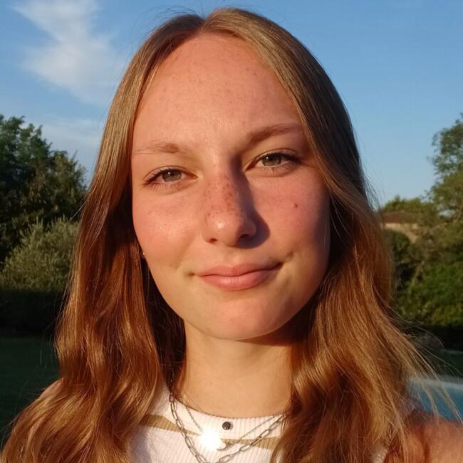 Babysitter in Tournefeuille: Marie
