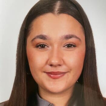 Canguro en Benidorm: Dzhuliana