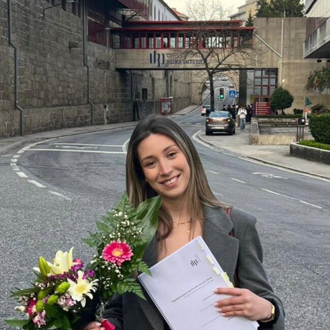 Babysitter in Viana do Castelo: Linda