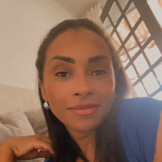 Babysitter in Brasília: Gratiane