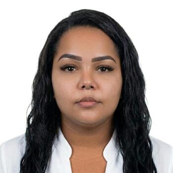 Babysitter Belford Roxo: Anna