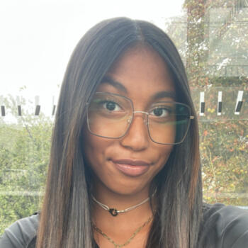 Baby-sitter in Fresnes: Naima