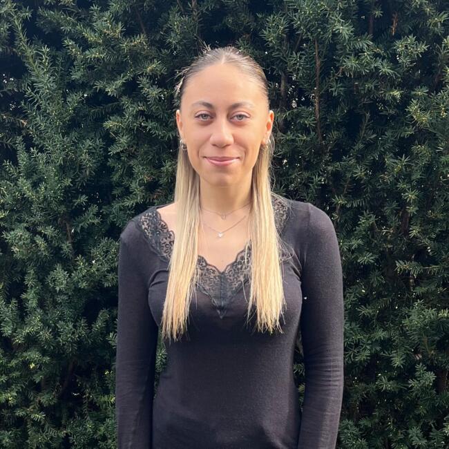 Babysitter a Loria: Veronica