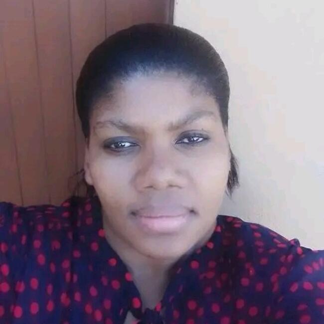 Babysitter in Motherwell: Mandisa