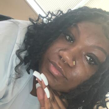 Babysitter Chicago: Nakiyah