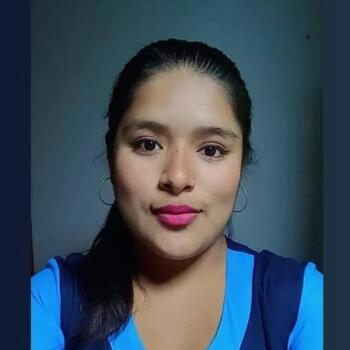 Babysitter Villa: Kathya Yessamin