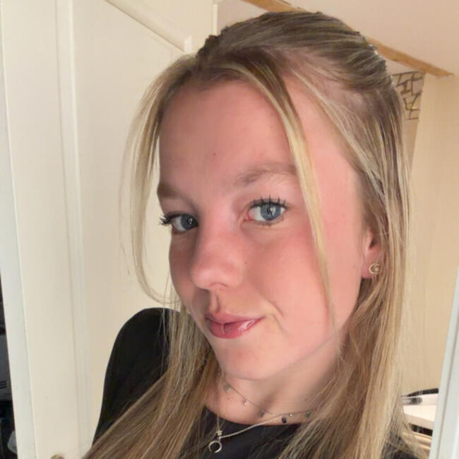 Babysitter in Trans-en-Provence: Romane