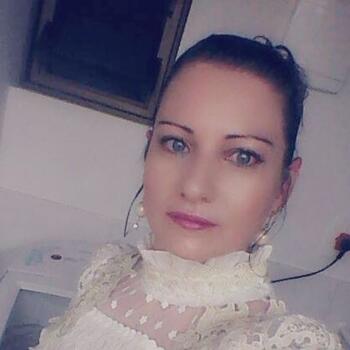 Babysitter in Palhoça: Lilian dos santos