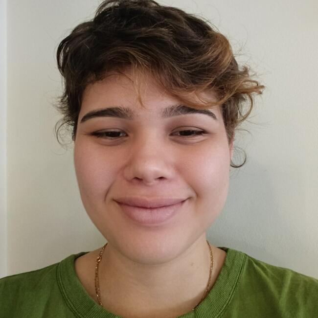 Babysitter em Vila Nova de Gaia: Yasmin